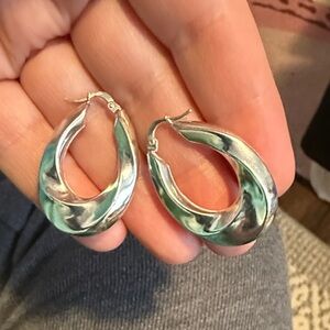 Elegant Silver marked 925 Hoop Earrings light 3.5 grams gorgeous